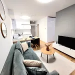 Apartment Como, Private Parking Free *