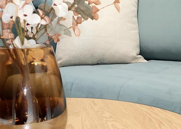 Como, Private Parking Free