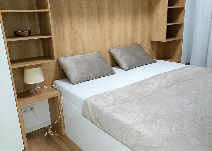 Como, Private Parking Free Διαμέρισμα Košice